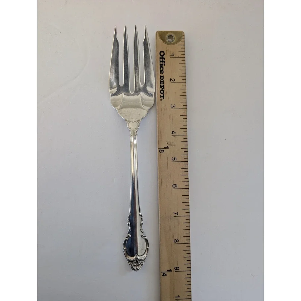 International Silver Holmes & Edwards Silver Fashion Large Serving Fork 8.75